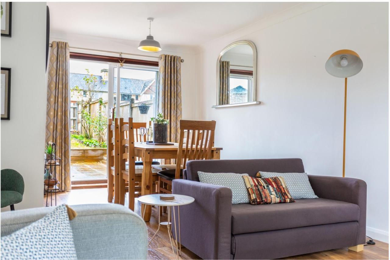 אשפורד Maunsell House - Lovely Central Home Near Designer Outlets & Town With Parking מראה חיצוני תמונה