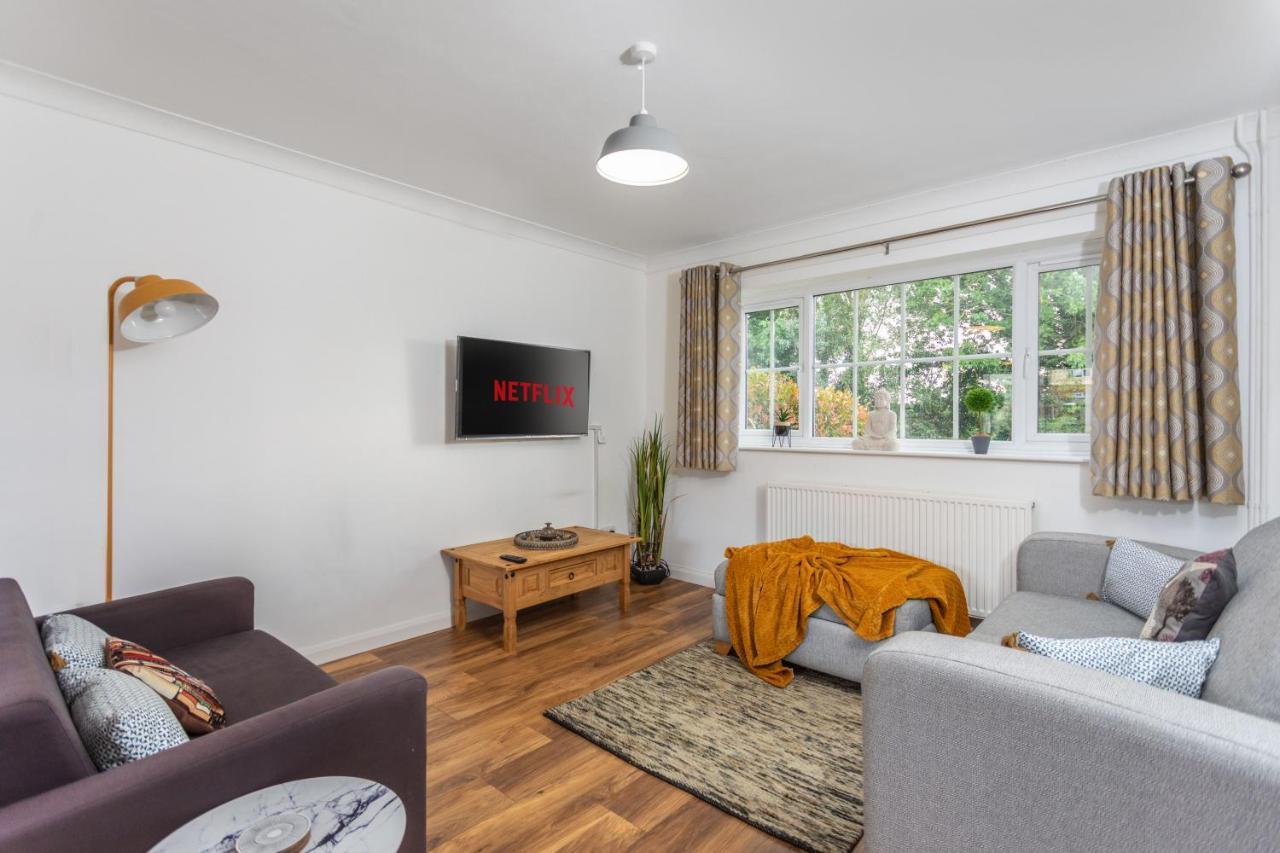 אשפורד Maunsell House - Lovely Central Home Near Designer Outlets & Town With Parking מראה חיצוני תמונה