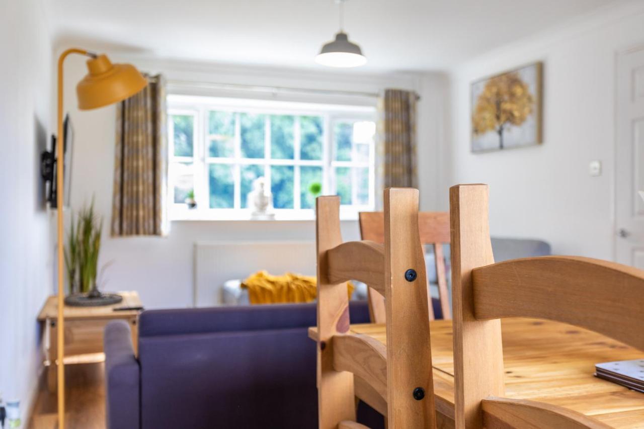 אשפורד Maunsell House - Lovely Central Home Near Designer Outlets & Town With Parking מראה חיצוני תמונה