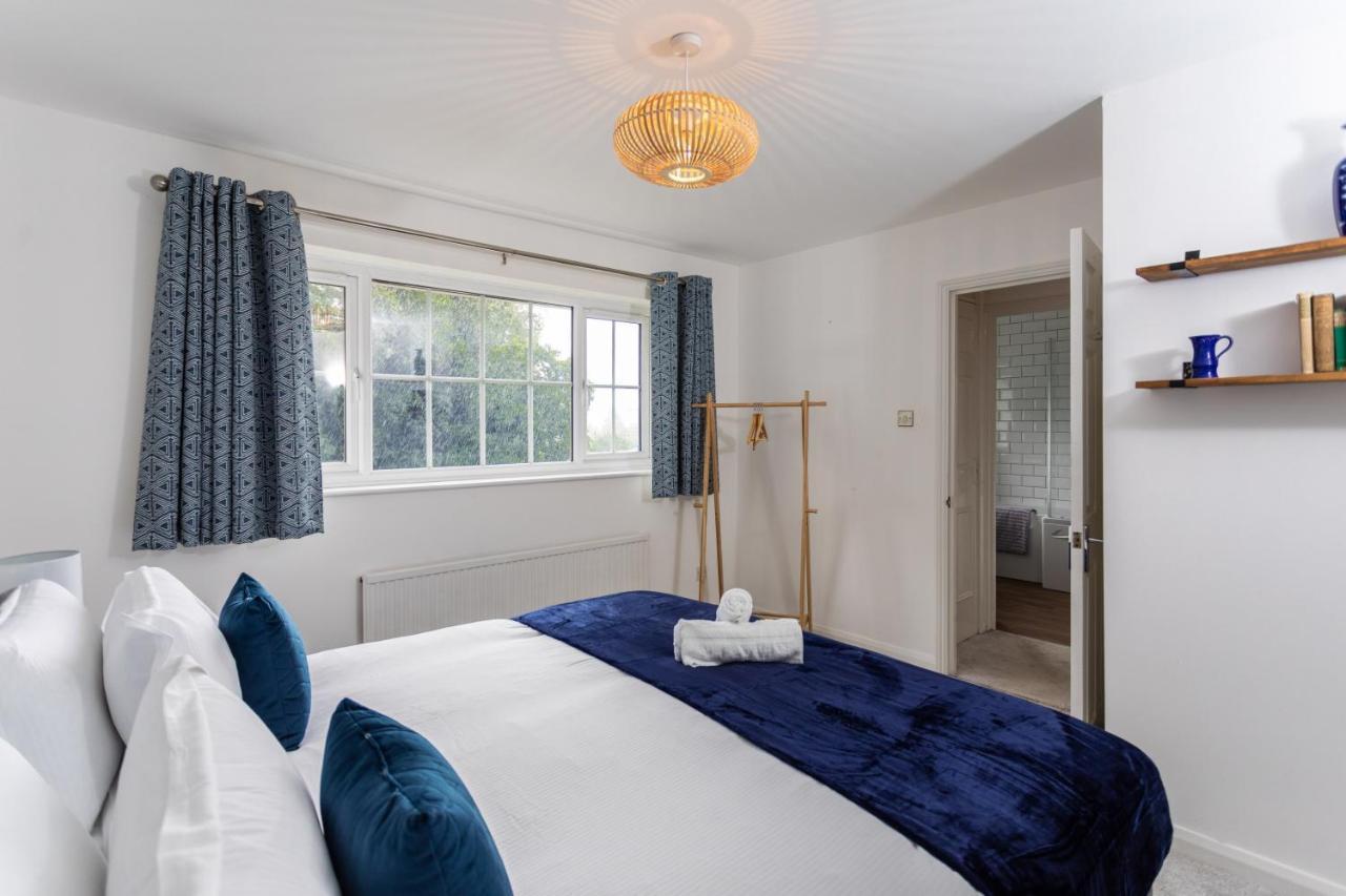 אשפורד Maunsell House - Lovely Central Home Near Designer Outlets & Town With Parking מראה חיצוני תמונה