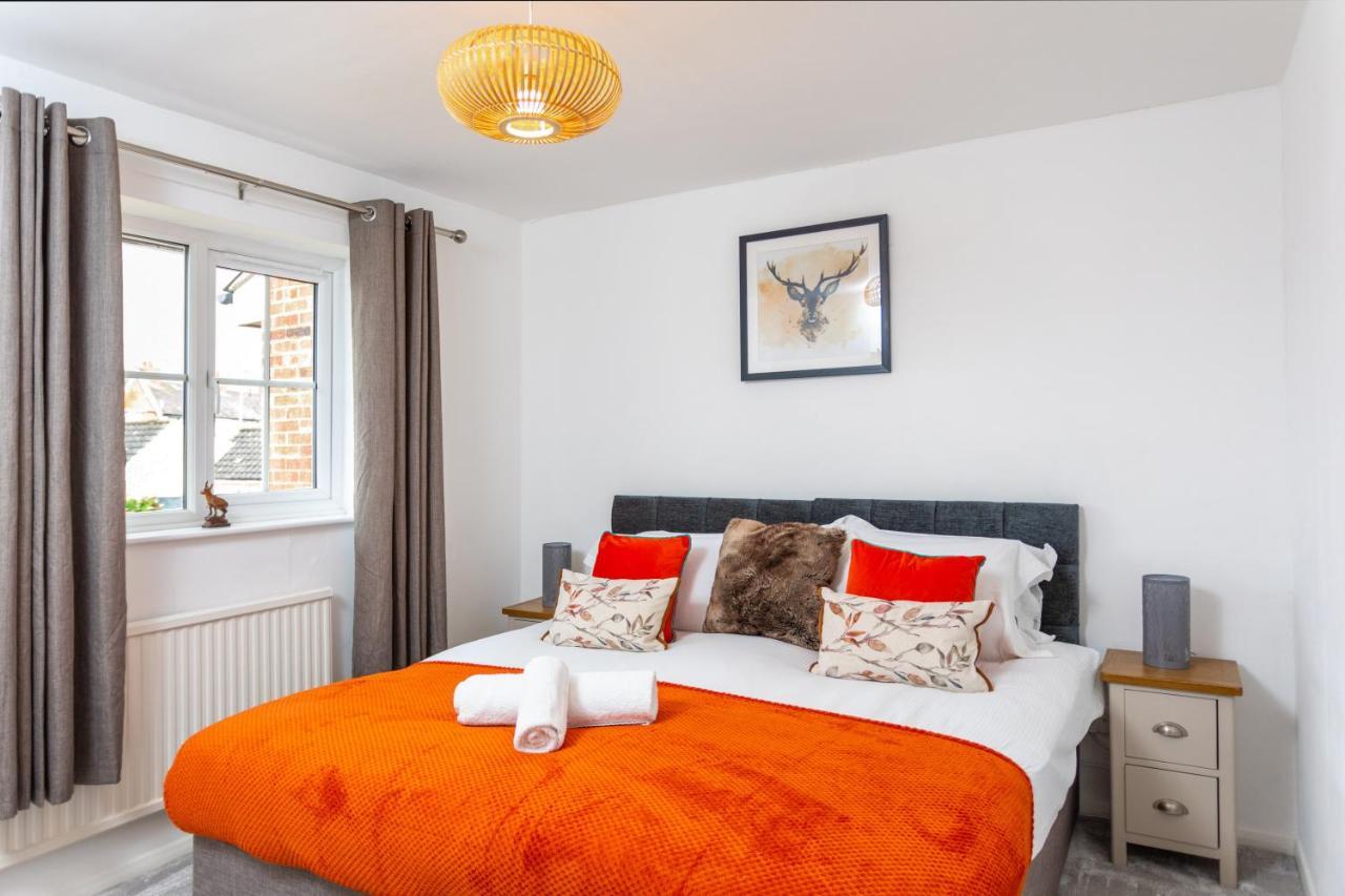 אשפורד Maunsell House - Lovely Central Home Near Designer Outlets & Town With Parking מראה חיצוני תמונה